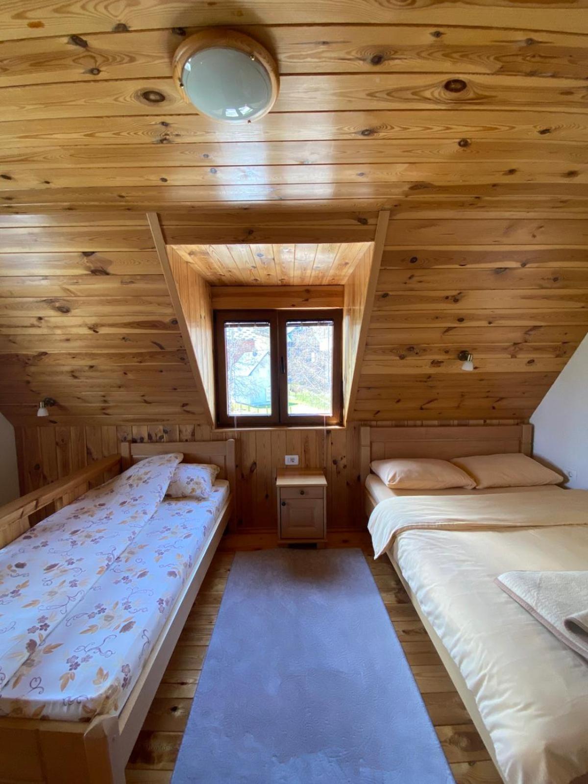 Bungalows Ivan 자블야크 객실 사진