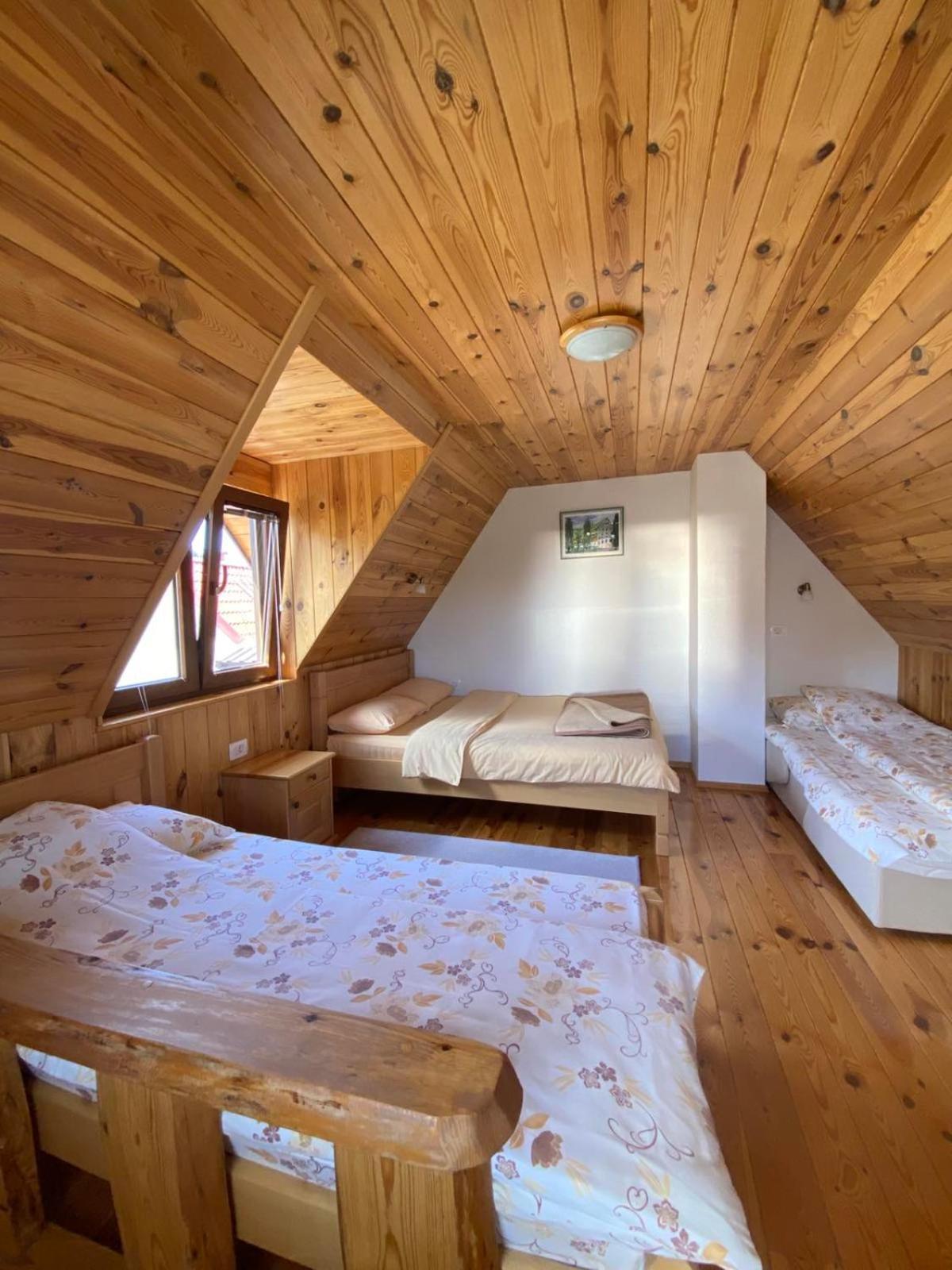 Bungalows Ivan 자블야크 객실 사진